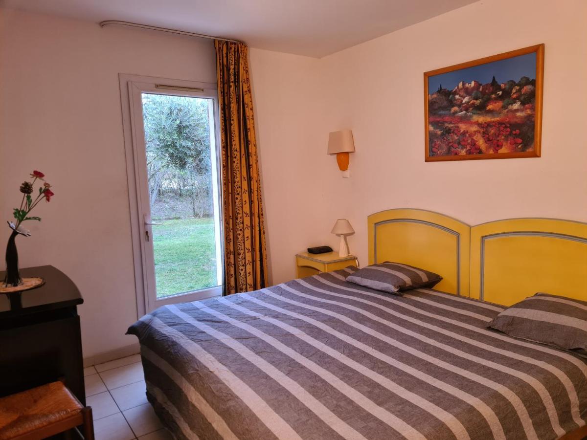 Joli Mazet Provencal De Camargue