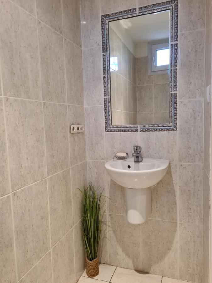 Joli Mazet Provencal De Camargue Holiday home *