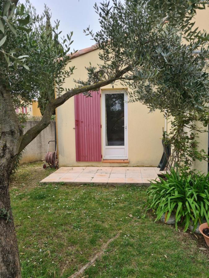 Joli Mazet Provencal De Camargue Holiday home *